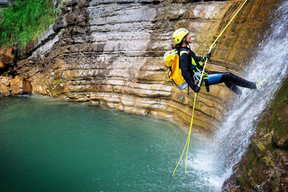 Canyoning